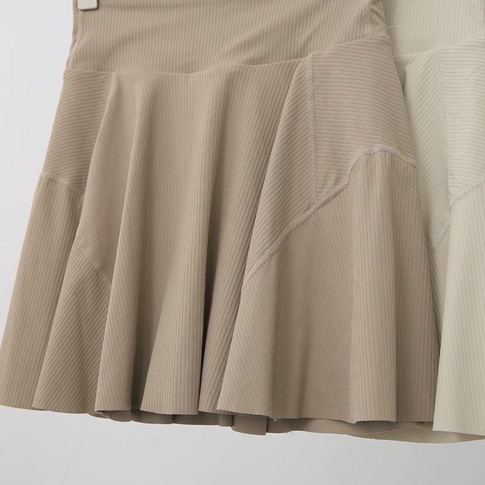 Elegant Tan Women's Skirt